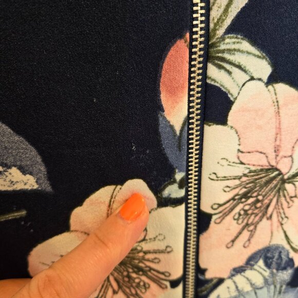 Liz Claiborne Sleeveless Pleated Navy Blue Floral Dress Women's 10 - Picture 9 of 12